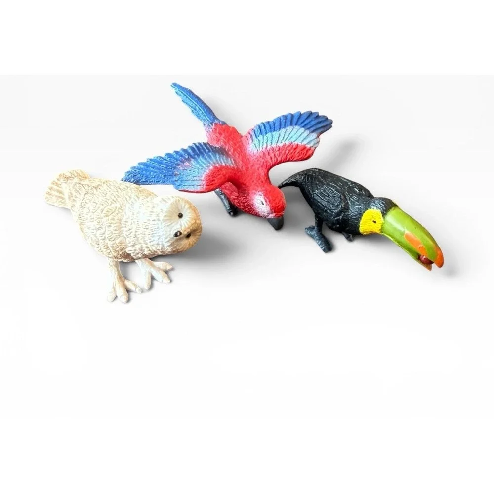 Lot of 12 1998 Safari LLC Vintage Birds  Animals Hard Plastic Figures